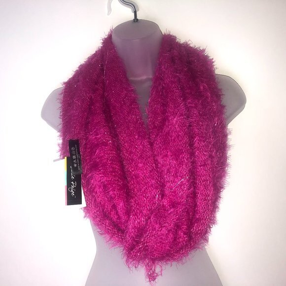 Charlie Paige Pink & Silver Thread Eyelash Infinity Scarf NWT - Picture 1 of 11